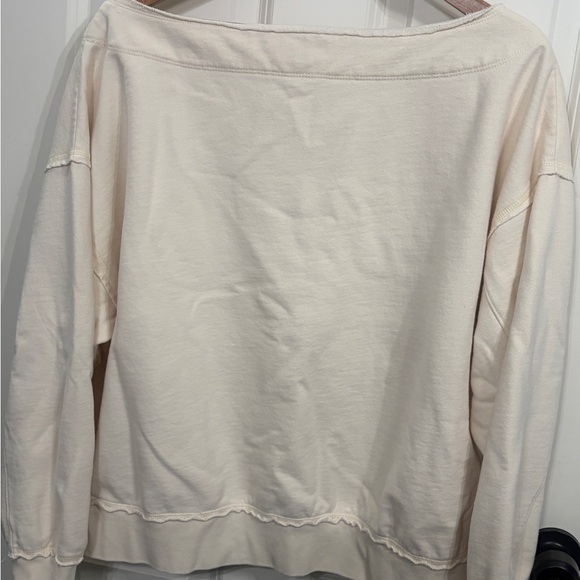 American Eagle Outfitters size Large Cream Scoop Neck Sweatshirt.Effortless - Picture 7 of 10
